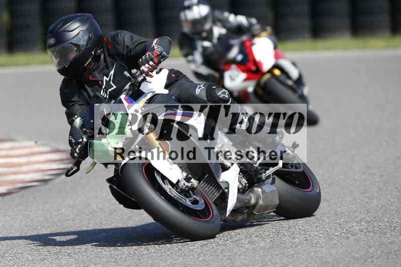 /44 09.08.2025 Plüss Moto Sport ADR/Einsteiger/50